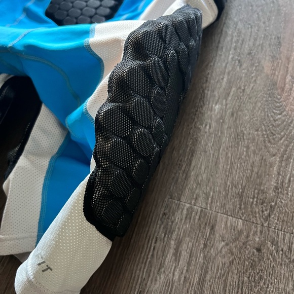 NIKE PRO COMBAT football padded shorts men’s XL - Picture 9 of 10